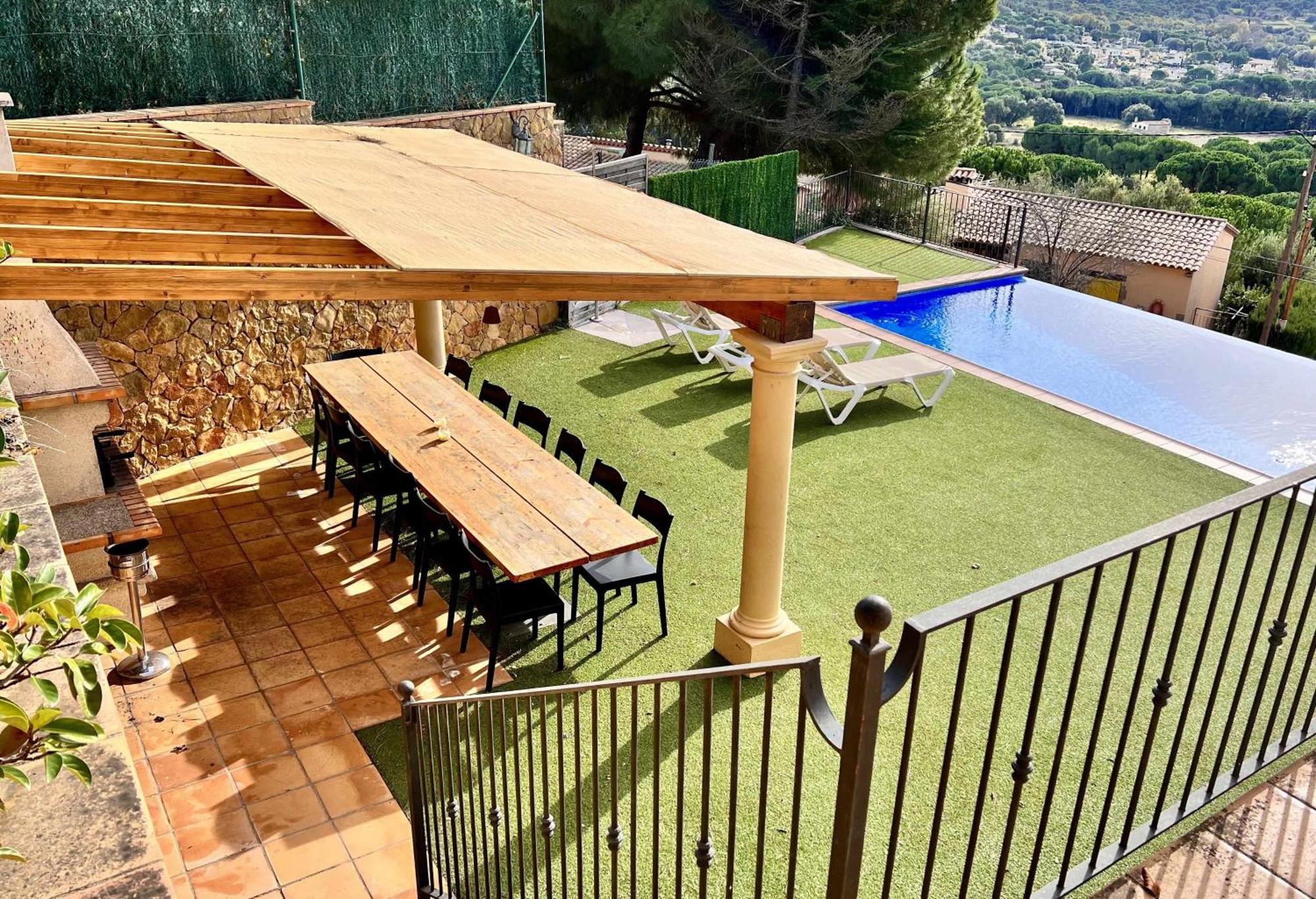 Casa Mas Ambros Con Piscina Desbordante Vila Calonge  Exterior foto