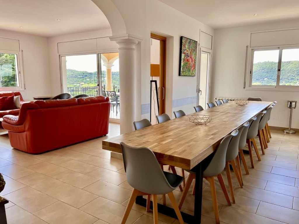 Casa Mas Ambros Con Piscina Desbordante Vila Calonge  Exterior foto